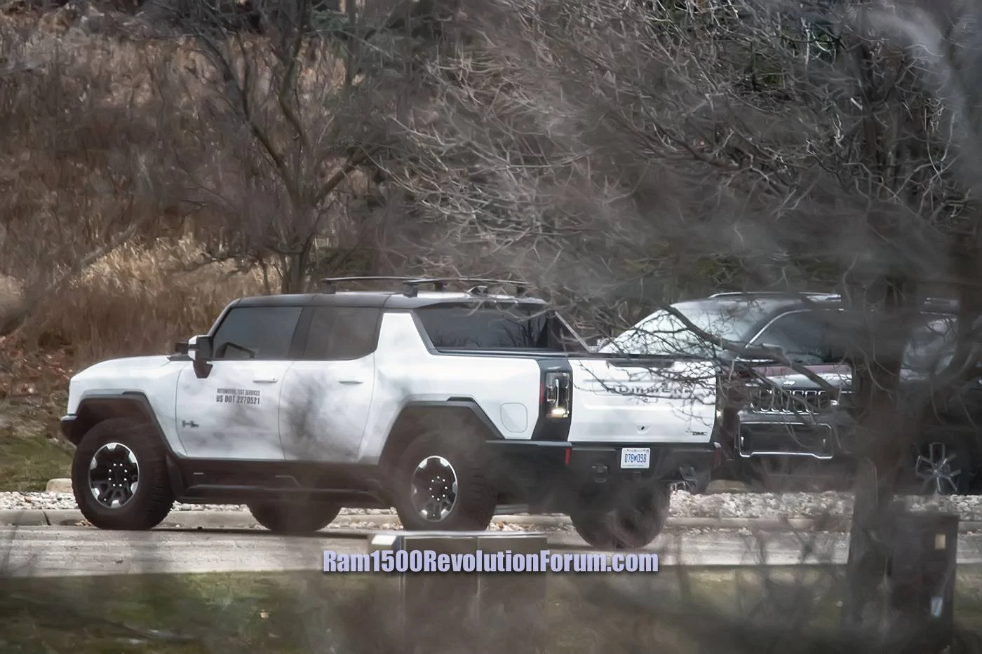 Ram 1500 REV 📸 Ram 1500 Revolution EV Pickup Mule Spied Benchmarking F-150 Lightning, Hummer EV, Rivian R1T ram1500-revolution-ev-electric-pickup-mule-benchmarking-3