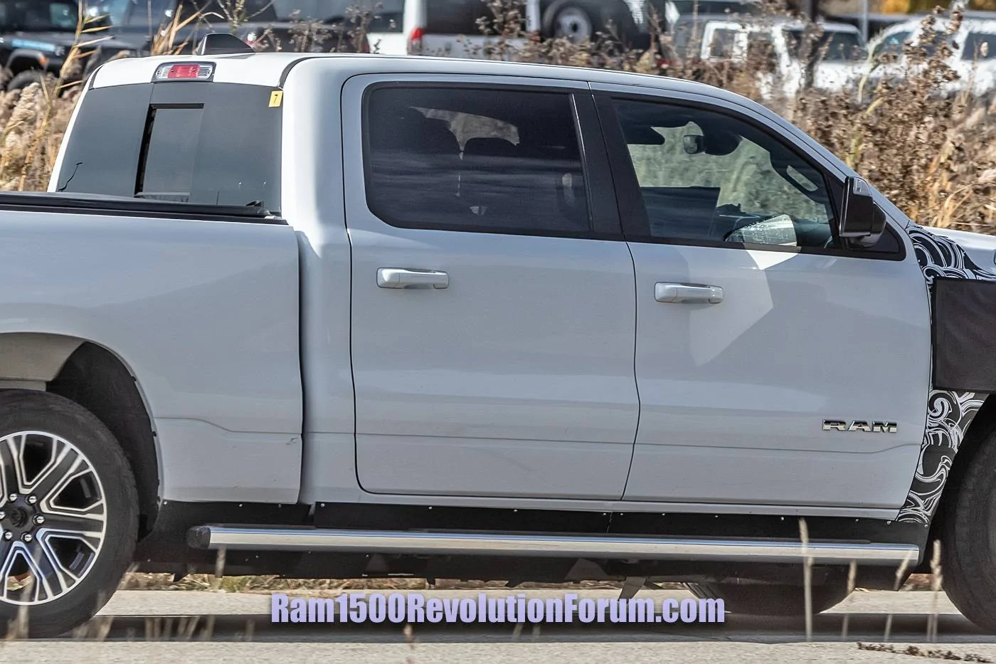 Ram 1500 REV 📸 Ram 1500 Revolution EV Pickup Mule Spied Benchmarking F-150 Lightning, Hummer EV, Rivian R1T ram1500-revolution-ev-electric-pickup-mule-benchmarking-12
