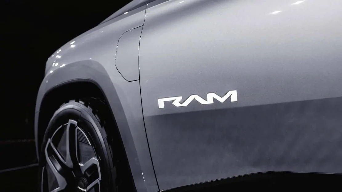 Ram 1500 REV 2024 Ram 1500 Revolution EV Truck Concept Official Reveal! ⚡️🐏 Ram-1500-Revolution-EV-pickup-truck-concept-reveal-3 Larg