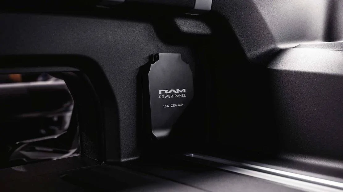 Ram 1500 REV 2024 Ram 1500 Revolution EV Truck Concept Official Reveal! ⚡️🐏 Ram-1500-Revolution-EV-pickup-truck-concept-reveal-16 Larg