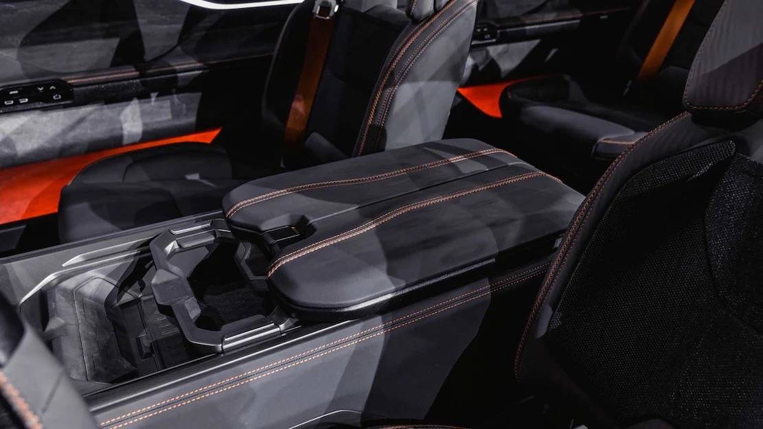 Ram 1500 REV 2024 Ram 1500 Revolution EV Truck Concept Official Reveal! ⚡️🐏 Ram-1500-Revolution-EV-pickup-truck-concept-reveal-42 Lar