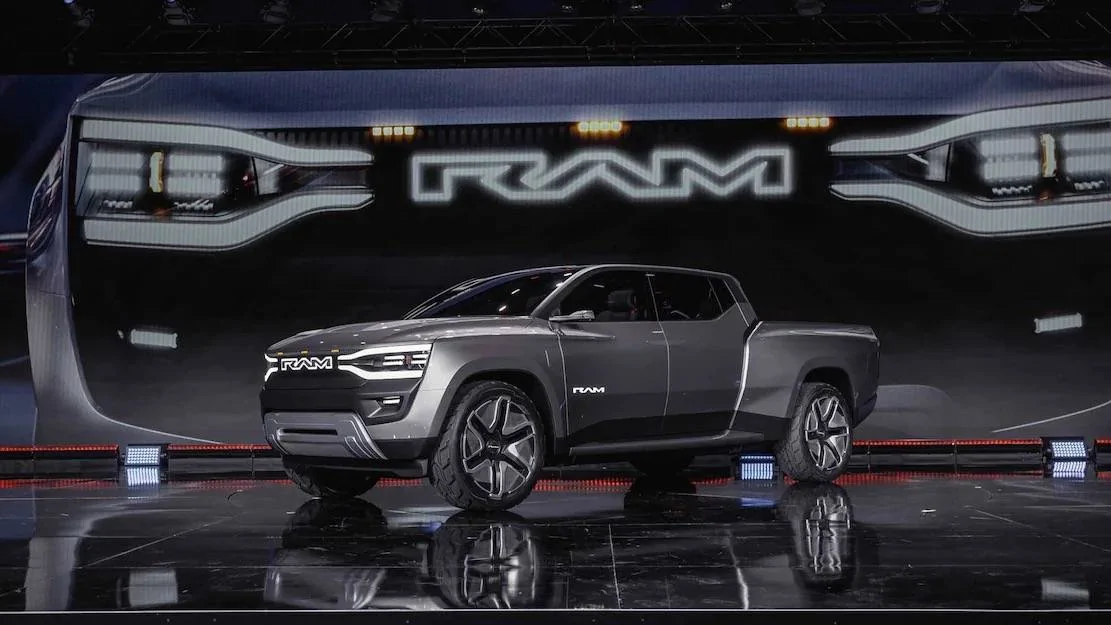 Ram 1500 REV 2024 Ram 1500 Revolution EV Truck Concept Official Reveal! ⚡️🐏 Ram-1500-Revolution-EV-pickup-truck-concept-reveal-47 Larg