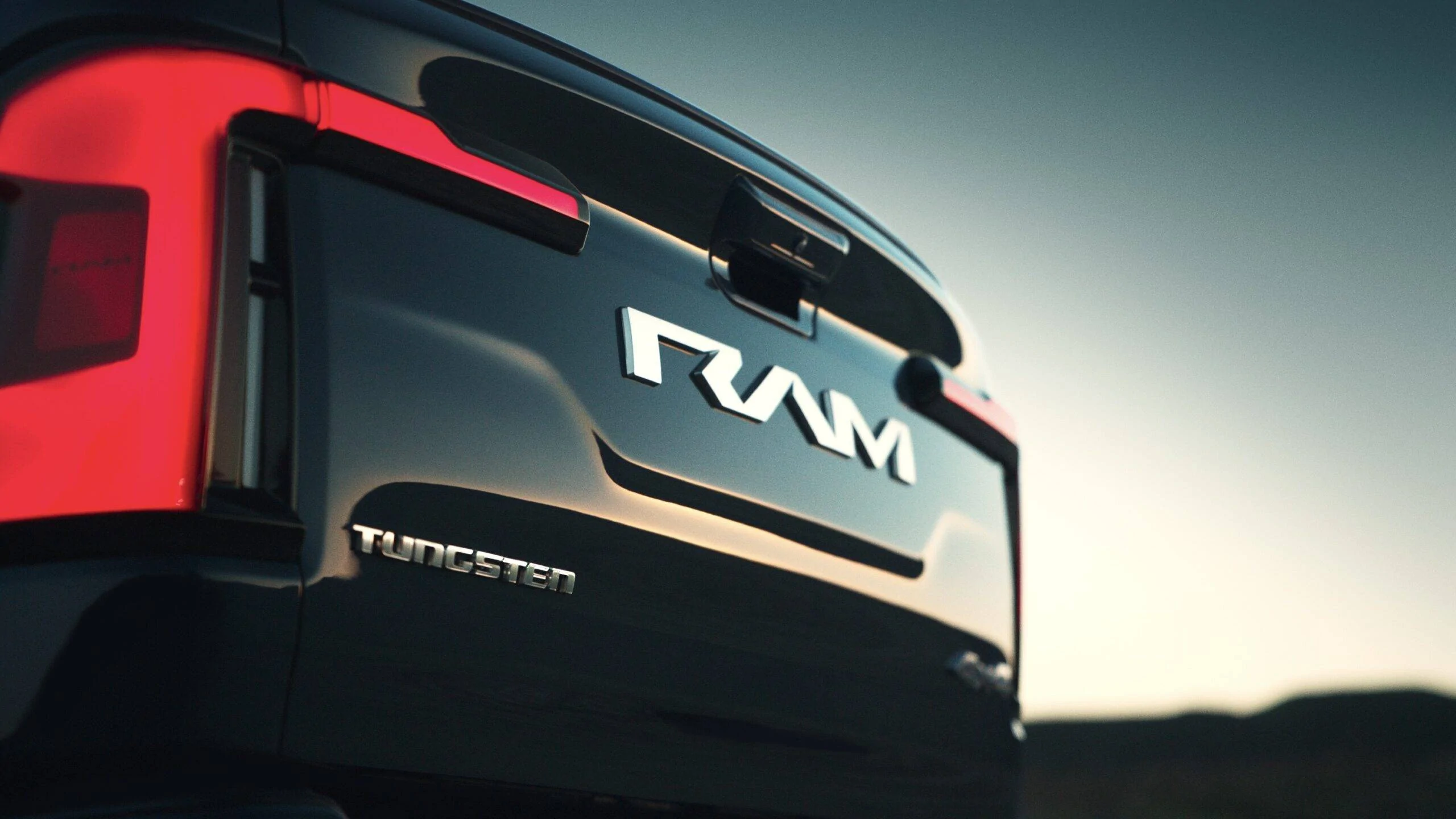 Ram 1500 REV Ram 1500 REV "Tungsten" Premium Trim Makes A Return RM025_013FN-scaled