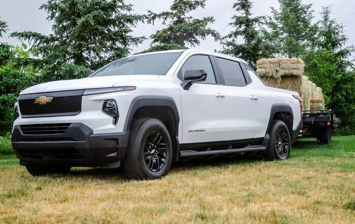 The Competition: 2024 Silverado EV Reviews Have In